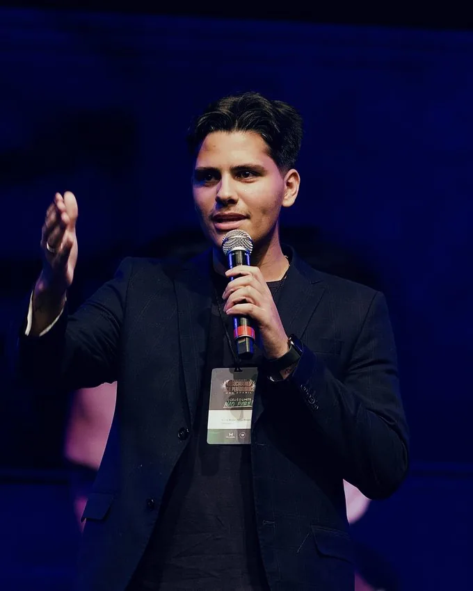 Kevin Rafael, Gestor e Consultor de Negócios